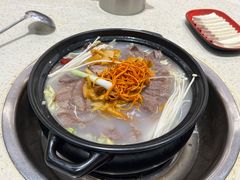 -九寨沟特色牦牛肉汤锅