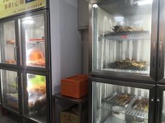 -小郡肝串串香火锅(金桥店)