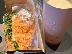 -星巴克(金谊广场店)
