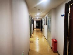 -瑞尔齿科(东方广场诊所)