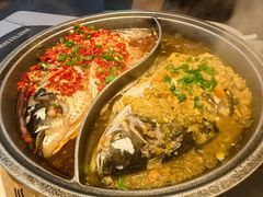 -阿瓦山寨·湘菜现炒·剁椒鱼头王(咸阳总店)