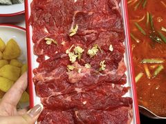 -毛辣果·贵州红酸汤牛肉火锅(西单店)