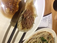 -凤起龙游老面包子(凯德晶品店)