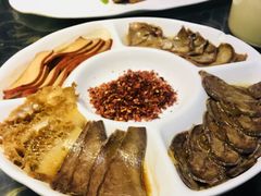 -舌尖上的食缘花园主题餐厅