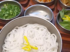 -银米·云南传统过桥米线(双廊黑金冠店)