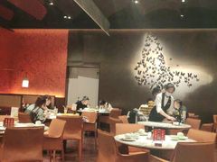 大堂-蝴蝶里·粤菜·点心(滨江龙湖店)