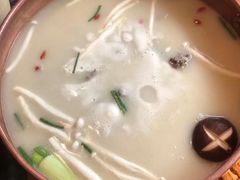 -三人行骨头王火锅(长寿店)