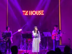-TZ House音乐现场(来福士中心店)