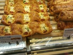 -巴黎贝甜(宜山路店)