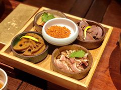 -银米·云南传统过桥米线(双廊黑金冠店)