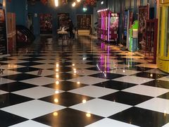 -完美世界影城(昆明翡翠湾店)