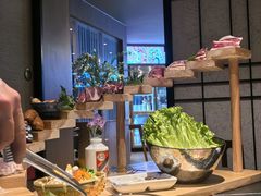 -山川小町·极番烧肉(新地假日广场店)