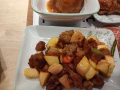 -老乡鸡(上海白玉兰广场店)