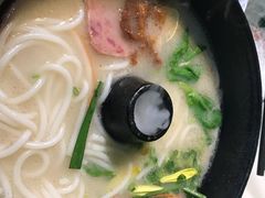 -飞虎过桥米线(翠湖店)