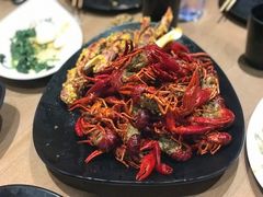 -沪小胖小龙虾(淮海中路旗舰店)