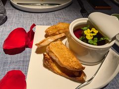 -弦月窗LUNETTE BY AMANDA(复兴路店)