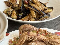 -今鲜源酒店·海鲜锅贴青岛菜(新湛路店)