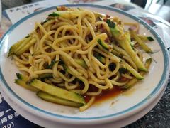 金牌凉面-三妹小龙虾·黄油蟹(华侨城总店)
