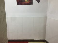 -虹桥河滨花园会所游泳馆