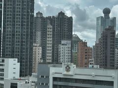 -香港大学