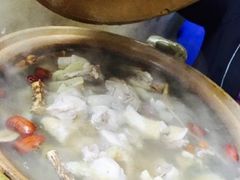 -威邵鸡煲(西华路总店)