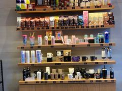 零售区-星巴克(深圳龙岗广百店)