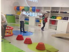 -金色雨林感统教育(北苑华贸天地店)
