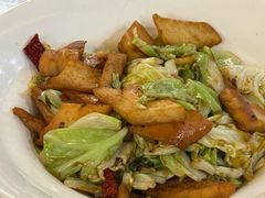 馕炒莲白-汗腾格里·风味餐厅(新疆驻京办店)