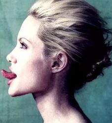 -塞巴斯汀SEBASTIAN专业美发店