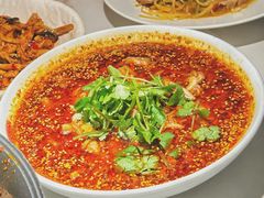 冒鹅肠千层肚-麻六记(新天地店)