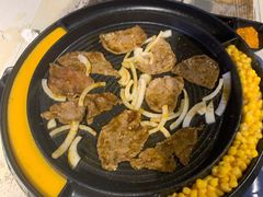 -三国惹火烤肉·中日韩烤肉集合店(百草路店)
