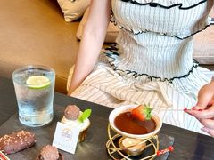 -上海漕河泾万丽酒店