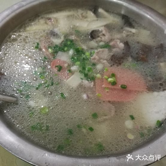 杨三姐黑白豆花餐馆(灯杆坝店)