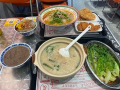 -亚皆老街南宁老友粉·米粉(印象城店)
