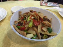 -红色湘菜馆(春风店)