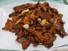 精品老爆三-六和聚传统烤鸭.天津菜(和平店)