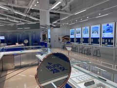-优购镜仓(黄岛吾悦店)