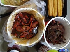 -叶派龙虾•招牌香辣蟹·海鲜(中海国际店)