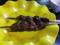 -烤肉小伙烤肉店