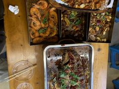 -老东镇啤酒屋海鲜加工·蒸汽海鲜·海鲜烧烤(台东店)