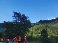 -雅鲁激流探险漂流