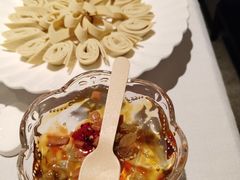 -泓炙颐凤鲜海鲜火锅料理(桐乡店)