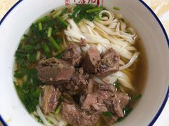红烧牛肉粉-周记粉店(县正街店)