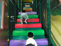 -蒙特利亲子乐园