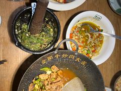-费大厨辣椒炒肉(万家丽一店)