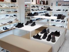 -hotwind热风(世纪东方广场店)