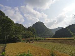 -高荡千年布依古寨旅游景区