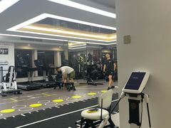 -简·无界健身工作室·运动康复·体态(石厦店)