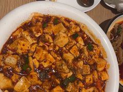 -渝信川菜 · 川味家常菜(财富购物中心店)