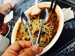 -桥香园云南过桥米线(金马碧鸡店)